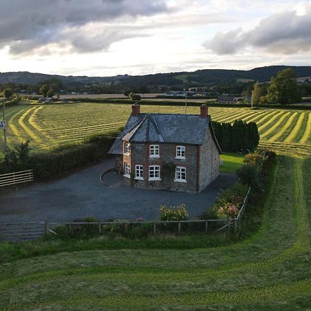Country Cottage With Far Reaching Views Presteigne Экстерьер фото