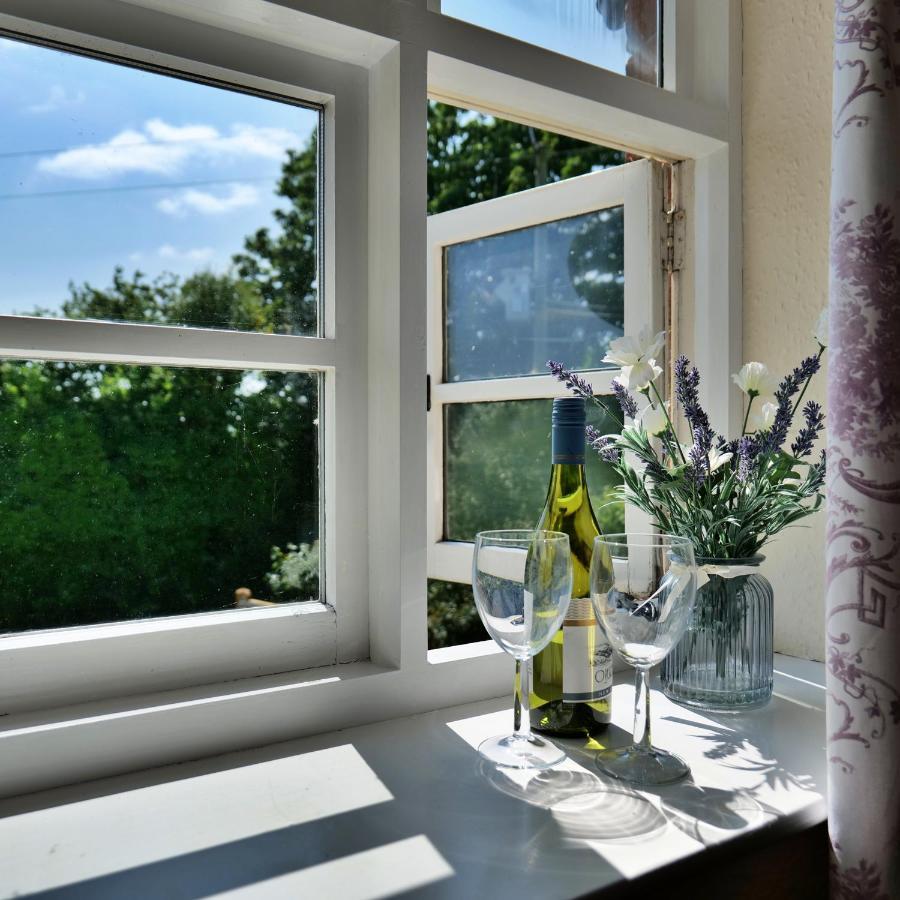Country Cottage With Far Reaching Views Presteigne Экстерьер фото