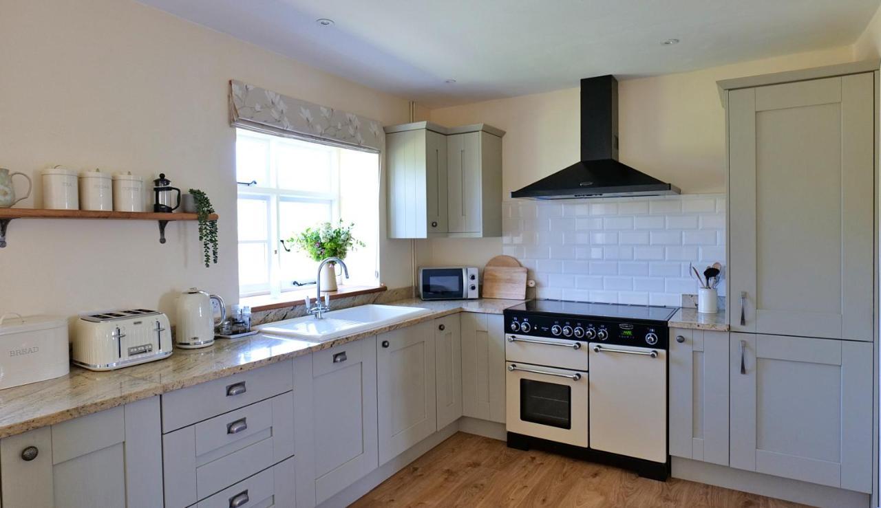 Country Cottage With Far Reaching Views Presteigne Экстерьер фото