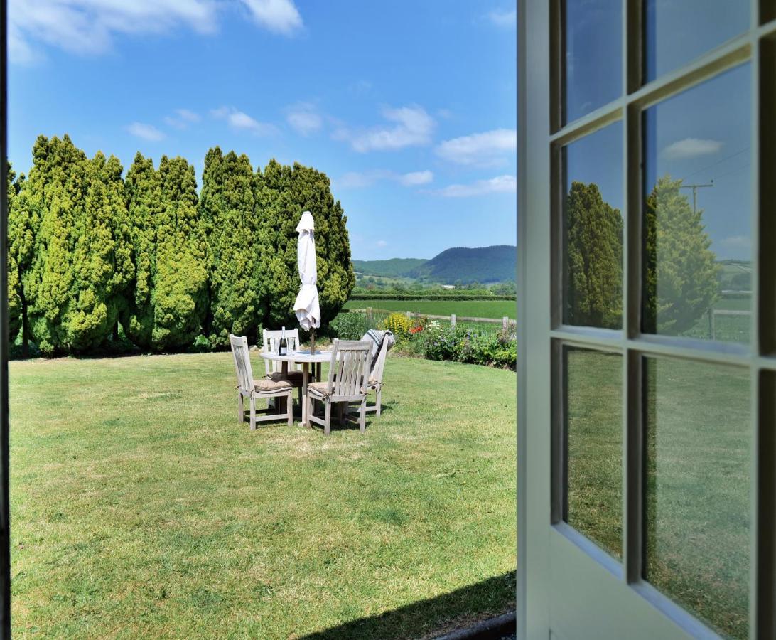 Country Cottage With Far Reaching Views Presteigne Экстерьер фото